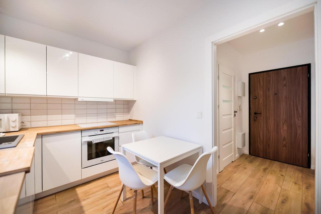 Develia Mala Praga Charming Studio Варшава Екстериор снимка
