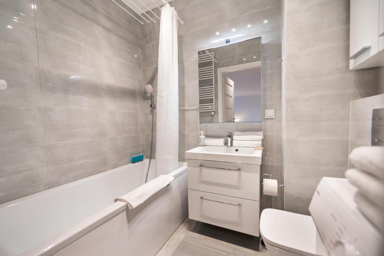 Develia Mala Praga Charming Studio Варшава Екстериор снимка